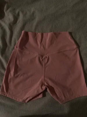 Pink Amazon Workout Set thumbnail 5