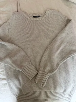 Brandy Melville Sweater Knit Grey thumbnail 2