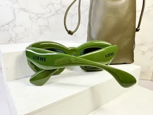 LOEWE Inflated Cat Eye Sunglasses in Green Acetate with Leather Case thumbnail 3