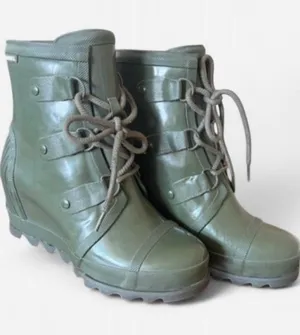 SOREL Joan Rain Wedge Boots Olive Green NL2442-383 Waterproof Women’s 9.5 thumbnail 1