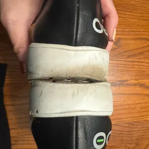OOFOS OOmg zzZee Low Recovery US 9 40 Women’s Casual Slip On Sneaker Black thumbnail 6