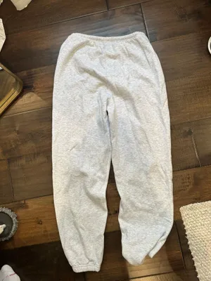 SKIMS Sweatpants thumbnail 2