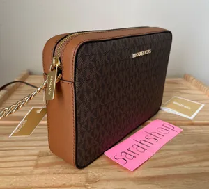 Michael Kors Purse thumbnail 5