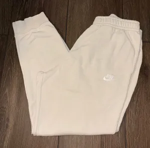 Nike Jogger Sweatpants thumbnail 1
