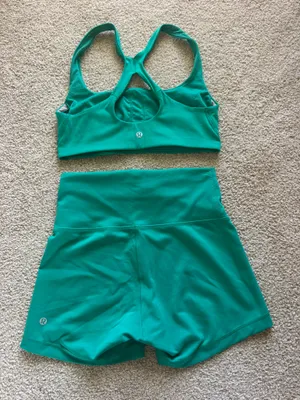 Lululemon green set thumbnail 2