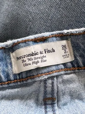 Abercrombie High-Rise Jeans Ultra thumbnail 3