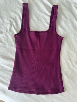 Fabletics Ribbed Square-Neck Tank Top in Deep Berry thumbnail 4