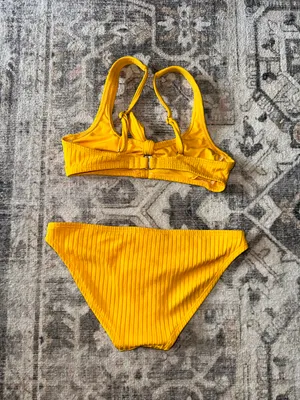 Bikini thumbnail 4