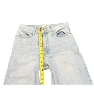 Levi's 94' Baggy Y2K Women's Size 27x31 Blue Denim Medium Wash Jeans Cotton thumbnail 5