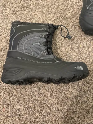 Northface snow boots kids size 5 thumbnail 3