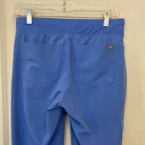 Figs scrubs, jogger, pants, size XS/P ￼ thumbnail 4