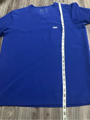 Figs Technical Collection V-Neck Scrub Top in Cobalt Blue thumbnail 4
