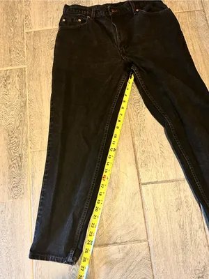 Levis 550 Black relaxed fit tapered leg Jeans size 14 petite thumbnail 4
