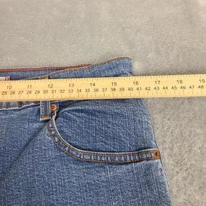 Vintage‎ Levi's 550 Jeans Womens 12 S Blue Classic Relaxed Bootcut Denim thumbnail 9