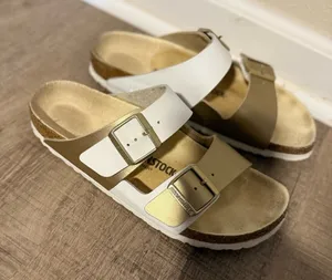 Birkenstock Women's Size 9 Arizona Split Birko-Flor sandal in white and gold thumbnail 1