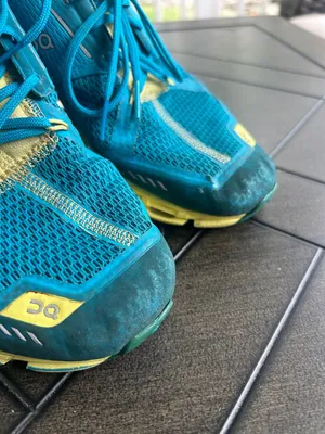 On Running On Cloud Cloudflyer blue yellow maui lemon running trainers size 10 thumbnail 3