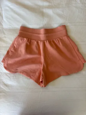 Old Navy Women’s Relaxed Dynamic Fleece Short thumbnail 2