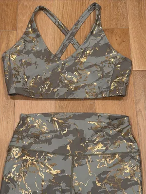 Carbon38 set‎ Marble Shine set 7/8 Leggings in Sage Green and Gold and bra thumbnail 3