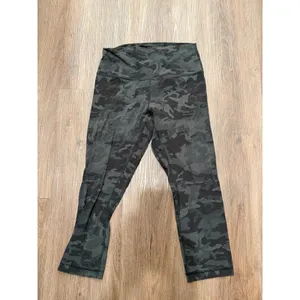 Lululemon Align High-Rise Crop 21 Heritage 365 Camo Deep Coal‎ Multi Size 8 thumbnail 3