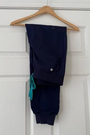 FIGS Swishy Zamora Scrub Pants XS thumbnail 1