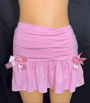 Baby pink mini skirt with bows thumbnail 1