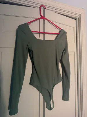 Green bodysuit Size XS thumbnail 4