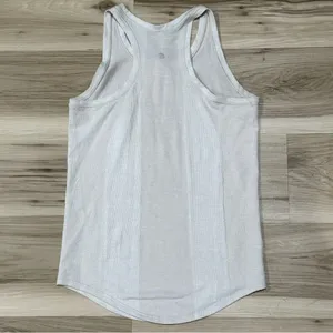 Lululemon Light Pink Racerback Tank Top Women’s 8 thumbnail 2