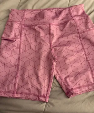 Athletic works shorts  thumbnail 1