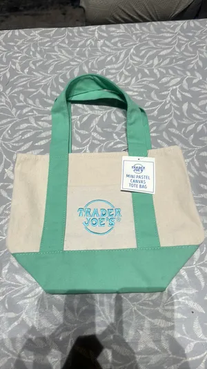 Trader Joe’s mini tote green pastel color thumbnail 2