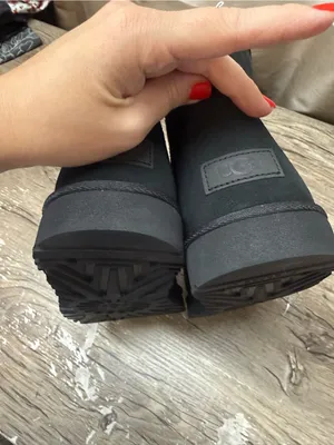 UGG® Classic Mini II Boots in black size 11 NWOB thumbnail 7