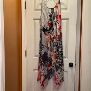 Soft Surroundings Seraphina Floral Maxi dress thumbnail 7