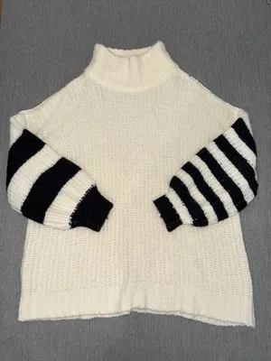 Urban outfitters Gemini sweater oversized cream with balloon sleeves size small thumbnail 2