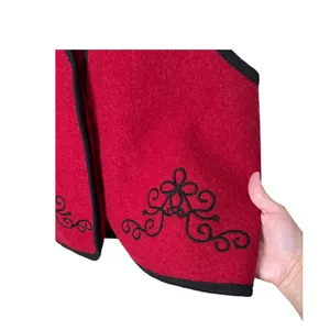Vintage L.L.‎ Bean Wool Vest Women's Medium Red Black Embroidered Sleeveless thumbnail 4