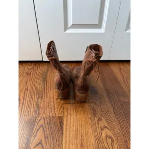 Korks Brown Leather Ankle Boots Size 9.5 thumbnail 4