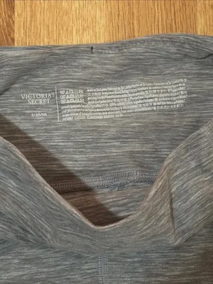 Victoria’s Secret Heather Gray Crop Leggings thumbnail 2