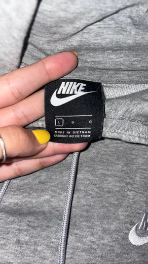 Women’s Nike Hoodie thumbnail 2
