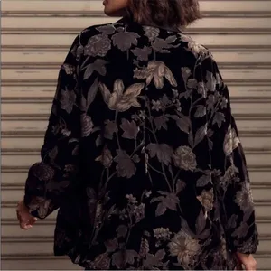 Sage The Label Headed Downtown Velvet Floral Blazer Size XS thumbnail 2
