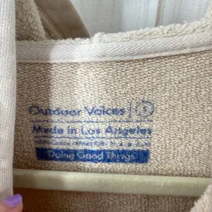 Outdoor Voices Women’s Small Doing Good Things Cream Logo Hoodie Sweatshirt thumbnail 3