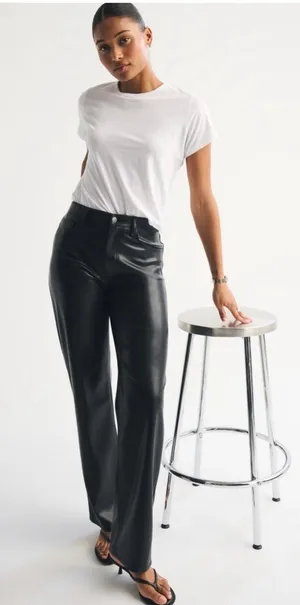 Abercrombie & Fitch Curve Love High Rise 90s Relaxed Vegan Leather Pants thumbnail 1