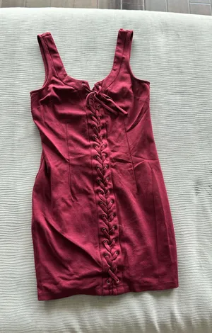 Burgundy Lace thumbnail 1