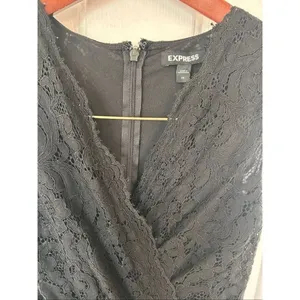 Express women’s sleeveless pants suit size extra small Lacey top wide leg classy thumbnail 2