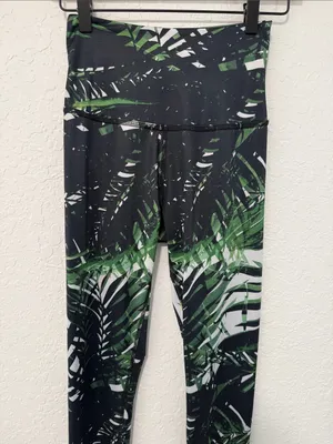 BEYOND YOGA Tropical Leaf-Print High-Waist Leggings Size Small thumbnail 7