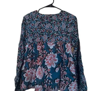 Band of The Free Josie Sapphire Blue Floral V-Neck Long Sleeve Blouse Women Sz L thumbnail 2
