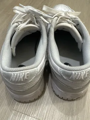 Nike Women's White Low-Top Sneakers thumbnail 3