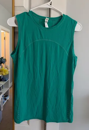 Lululemon Tank thumbnail 1
