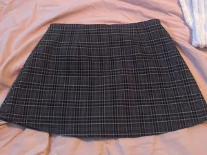 Garage skirt thumbnail 1