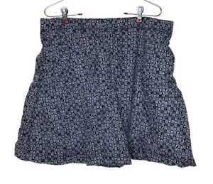 Columbia Women's Skirt Performance Fishing Gear Tropical‎ Marine Coastal Large thumbnail 1
