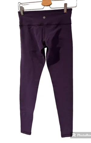 Lululemon Full Length 28” Leggings Women's size 6 Luon Thick material thumbnail 3