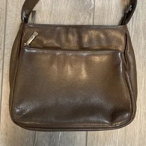Vintage Wilson’s Leather Dark Brown Leather Purse thumbnail 2