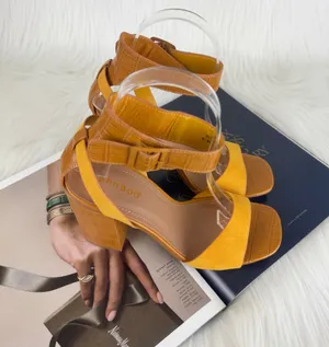 Bamboo Yellow Milestone Croc Accent Ankle Strap Chunky Block Heel Sandals Size 10 thumbnail 2